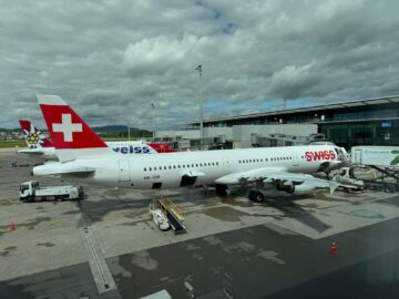 Swiss Lounge Zurich D Gates Flugzeug