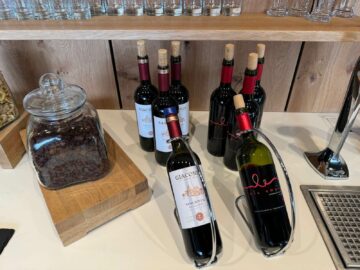 Swiss Lounge Zurich D Gates Wein