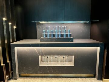 Etihad First Class Lounge Abu Dhabi Terminal A Voss Wasser Station