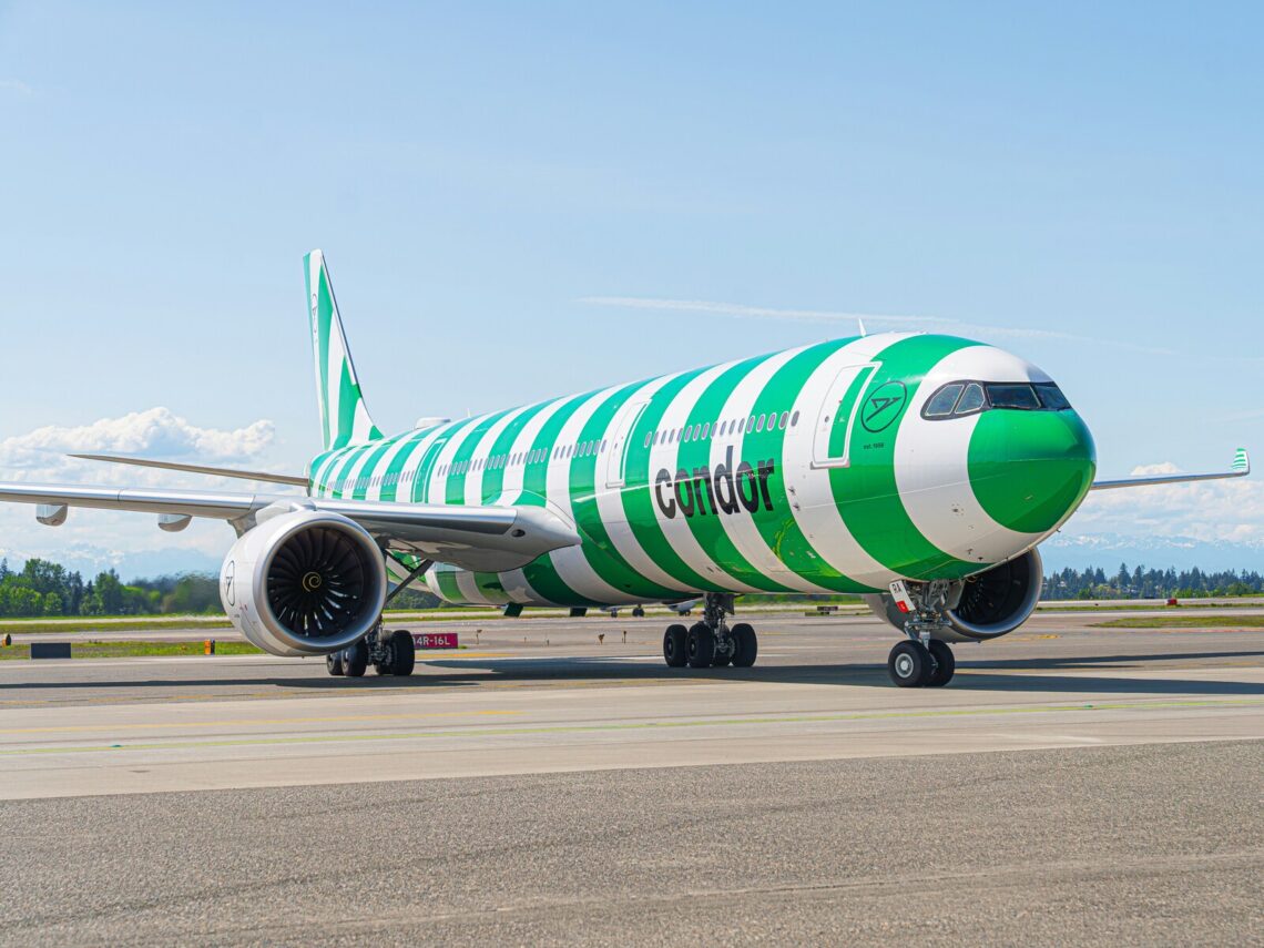 Condor Airbus A330 Flugzeug Unsplash
