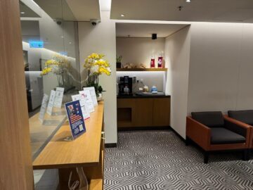 Singapore Airlines Silverkris First Class Lounge Hongkong Wartebereich2