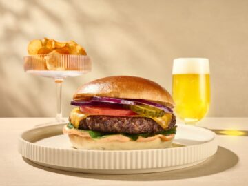 Lufthansa Onboard Delights Burger Copyright