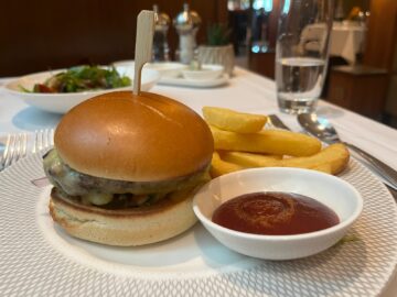 British Airways Concorde Room London Heathrow Terminal 5 Concorde Dining Burger