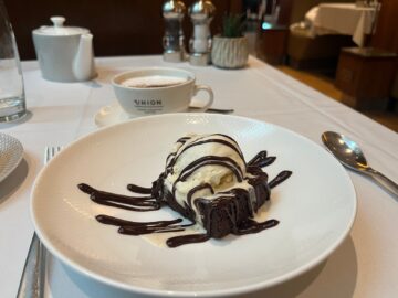 British Airways Concorde Room London Heathrow Terminal 5 Concorde Dining Eiscreme
