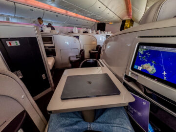 Air New Zealand Business Premier Class Boeing 777 Sitz Tisch Laptop