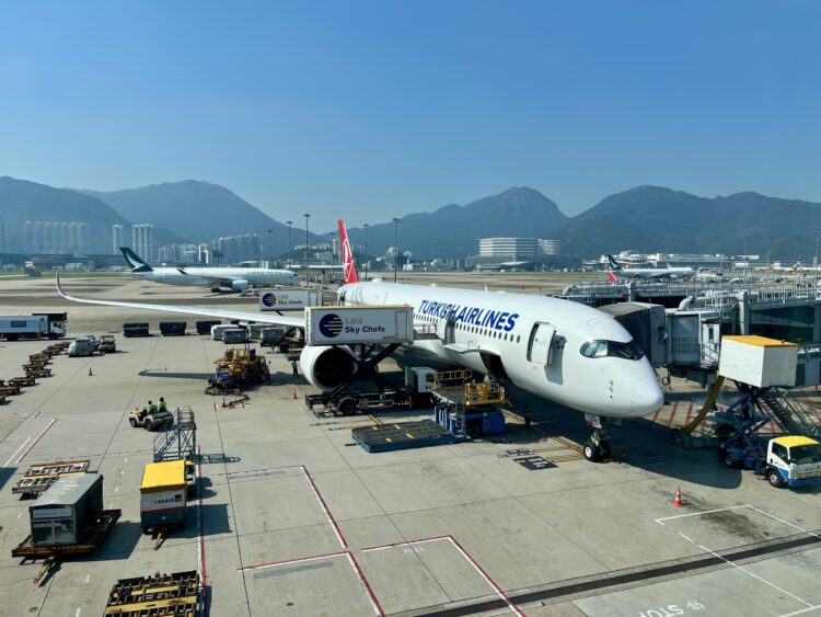 Turkish Airlines Airbus A350 Flugzeug Hongkong Airport