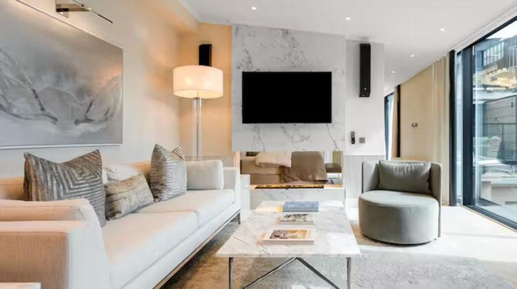 Waldorf Astoria Helsinki Penthouse Suite Living Room Copyright