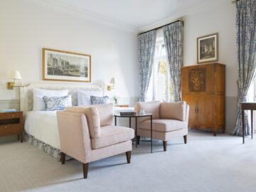 Brenners Park Hotel And Spa Deluxe Park Room Elfenbein Copyright