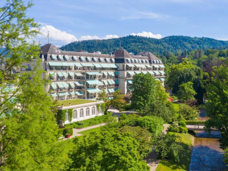 Brenners Park Hotel And Spa Fassade Copyright