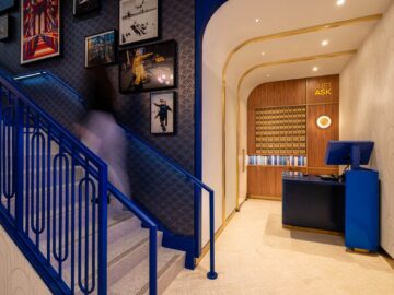 Jetblue Lounge New York Bluehouse Lobby Eingang Copyright