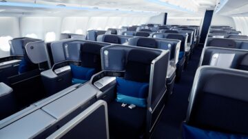 Discover Airlines Ocean Blue Business Class 1