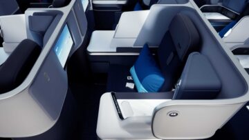 Discover Airlines Ocean Blue Business Class 4