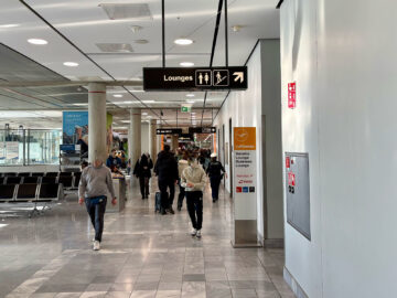 Flughafen Stuttgart Wegweise Lufthansa Lounges