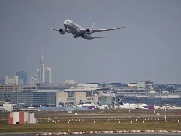 Frankfurt Airport Flughafen Unsplash