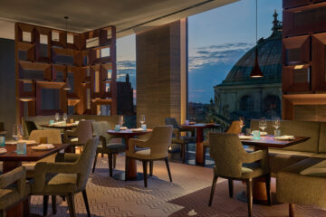 Koenigshof A Luxury Collection Hotel Greta Oto Restaurant Nacht Copyright