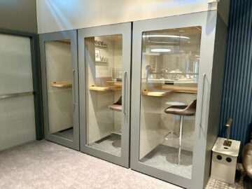 Lufthansa Senator Lounge Stuttgart Arbeitskabinen