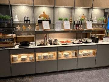 Lufthansa Senator Lounge Stuttgart Buffet Speisen