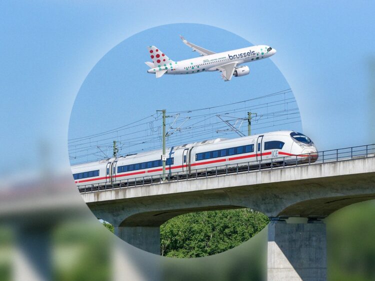 Brussels Airlines Express Rail Deutsche Bahn Copyright