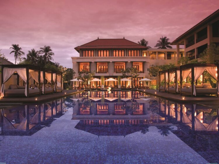 Conrad Bali Außenpool Copyright