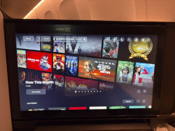 Cathay Pacific Boeing 777 300 Aria Suite Business Class Monitor Filme