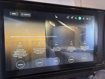 Cathay Pacific Boeing 777 300 Aria Suite Business Class Monitor2