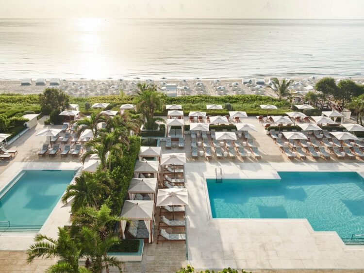 Four Seasons Hotel Palm Beach Pool Copyright