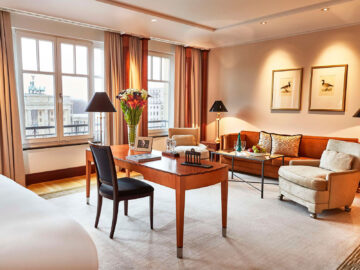 Hotel Adlon Kempinski Berlin Junior Suite Brandenburg Copyright