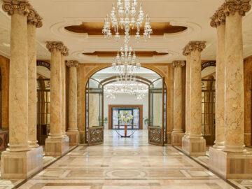 Intercontinental Athenee Palace Bucharest Eingang Copyright