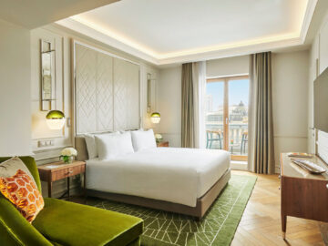 Intercontinental Athenee Palace Bucharest Zimmer Balkon Copyright