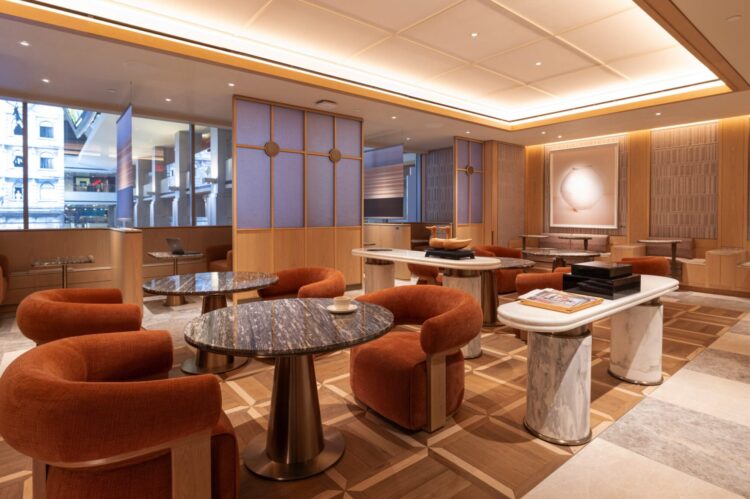 Korean Air Lounge Los Angeles Miler Club Copyright