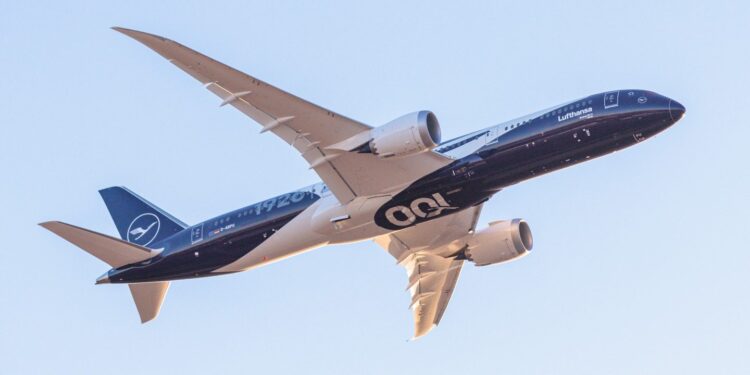Lufthansa Jubilaeum Sonderlackierung Boeing 787 9 Copyright