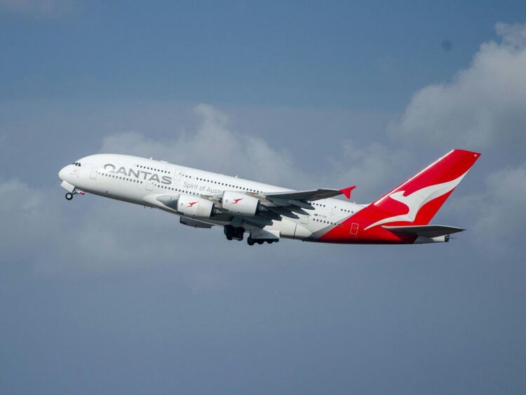 Qantas Airbus A380 Flugzeug Unsplash