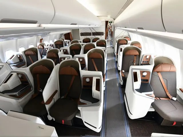 Uganda Airlines Airbus A330 800 Business Class Kabine Copyright