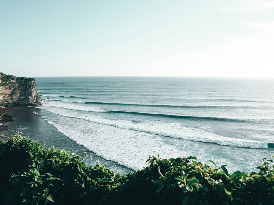 Bali Uluwatu Wellen Surfen Unsplash