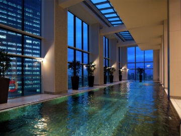 Conrad Tokyo Pool Copyright
