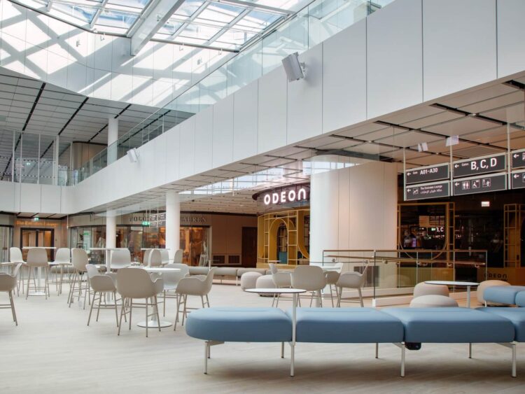 Flughafen Muenchen Terminal 1 Pier Retailbereich Copyright