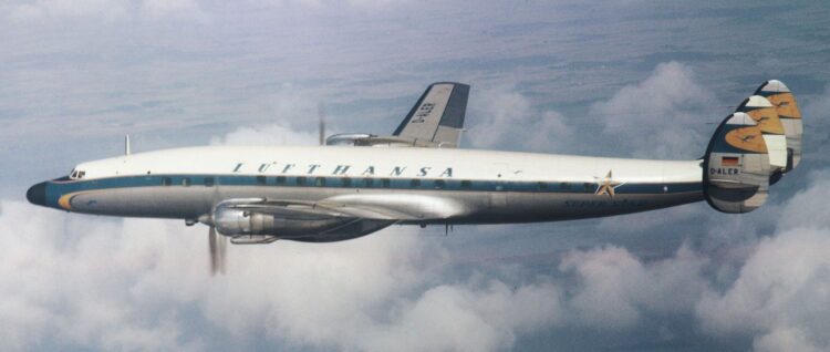 Lockheed L 1649a Super Star Lufthansa Copyright