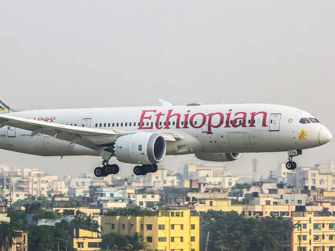 Ethiopian Airlines Boeing 787 Flugzeug Landung Unsplash
