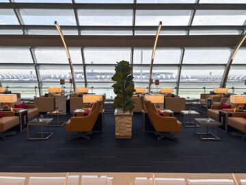 Emirates Lounge Bangkok Sitze Aussicht