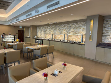 Emirates Lounge Bangkok Speisebereich Mit Buffet