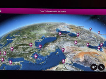 Qatar Airways Boeing 787 9 Business Class Adient Ascent Flight Map