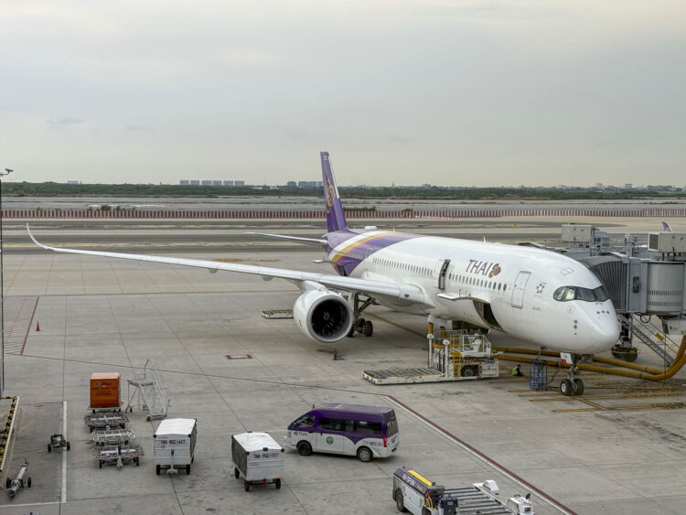Thai Airways Airbus A350 Flugzeug Flughafen Bangkok