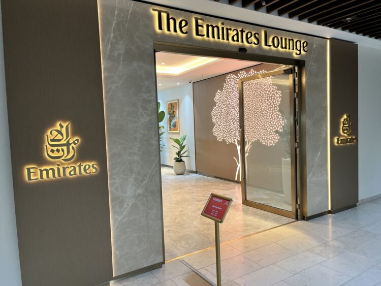 The Emirates Lounge Frankfurt Terminal 3 Eingang