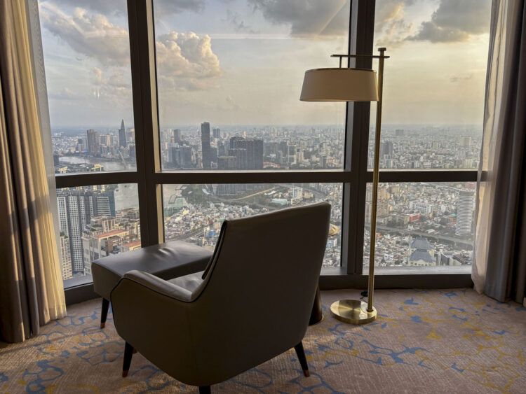 Vinpearl Landmark 81 Autograph Collection Marriott Bonvoy Hotel Ho Chi Minh Saigon Zimmer Aussicht City
