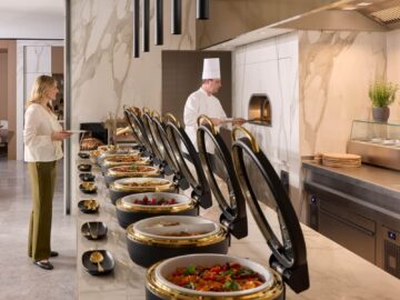 Emirates Muenchen Lounge Buffet Copyright