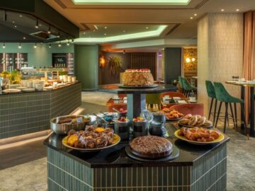Hotel Palace Berlin Fruhstucksrestaurant Coypright
