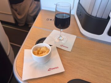 Swiss Business Class Airbus A350 Kaese Nach Dem Start