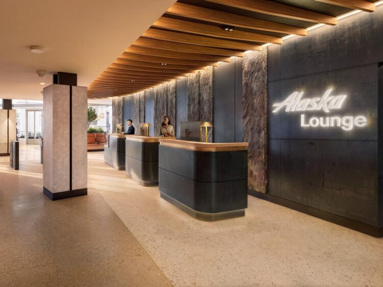 Alaska Airlines Lounge Seattle Eingang Copyright