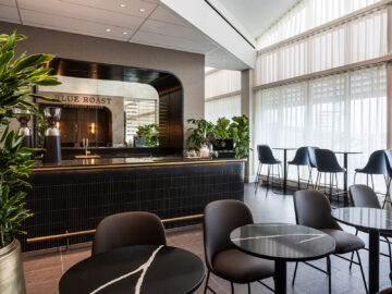 American Express Centurion Lounge Schiphol Amsterdam Blue Roast Coffee Bar Sitze Copyright