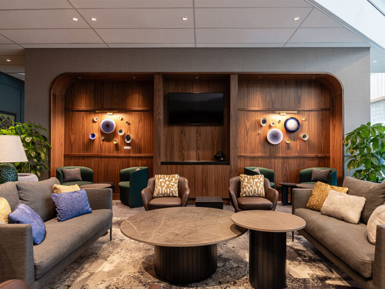American Express Centurion Lounge Schiphol Amsterdam Seating Area With Tv 2 Copyright